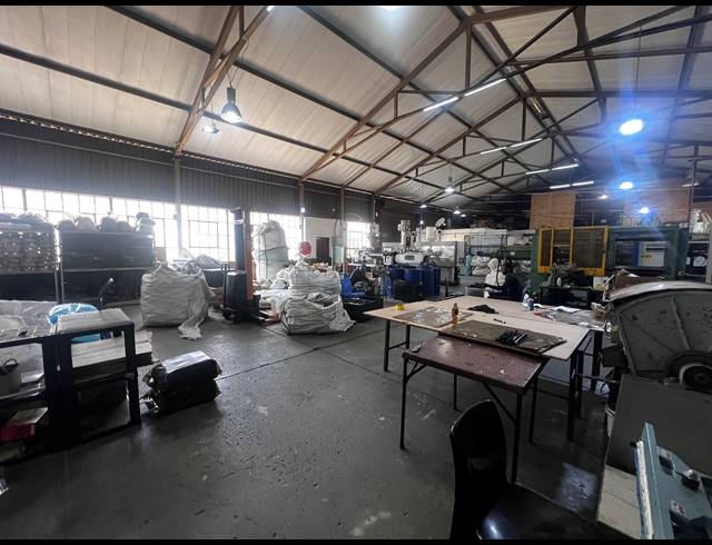 550M² FACTORY TO LET IN ALRODE SOUTH